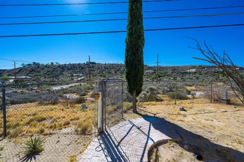 Exterior - 7674 Rockaway Ave, Yucca Valley, CA 92284 photo 10 of 13