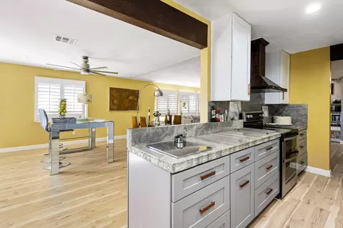 Kitchen - 7674 Rockaway Ave, Yucca Valley, CA 92284 photo 2 of 3