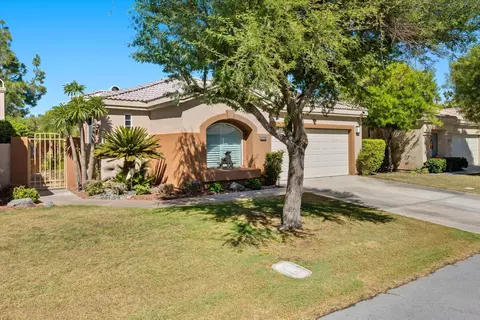 67642 S Laguna Dr, Cathedral City, CA 92234