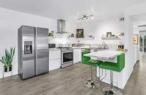 2901 Sunflower Cir W, Palm Springs, CA 92262