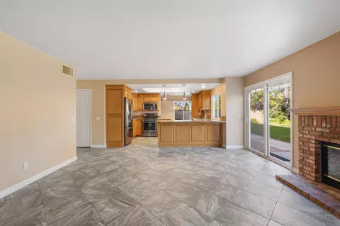 Living - 6746 Alderpoint Ct, Riverside, CA 92506 photo 1 of 6