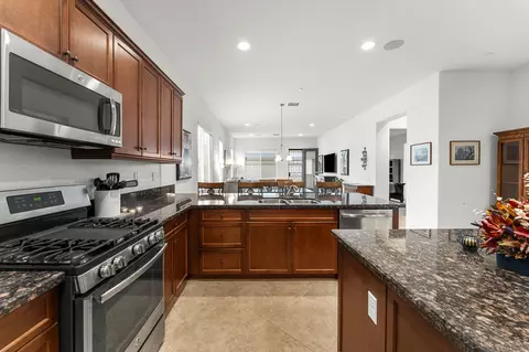 Kitchen - 42897 Cusino Ct, Indio, CA 92203 photo 4 of 5