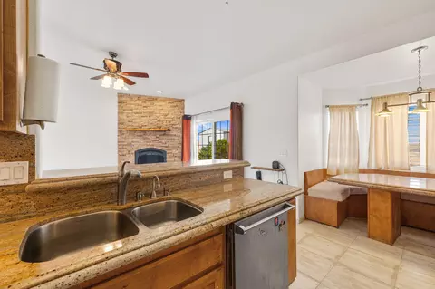 Kitchen - 62734 Starlight St, Joshua Tree, CA 92252 photo 6 of 6