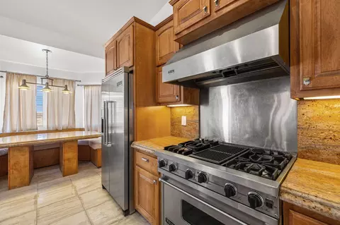 Kitchen - 62734 Starlight St, Joshua Tree, CA 92252 photo 5 of 6