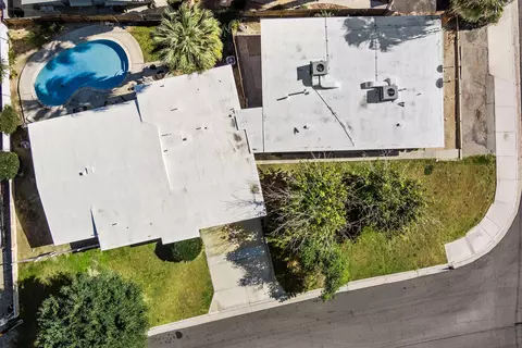 44858 Santa Anita Ave, Palm Desert, CA 92260