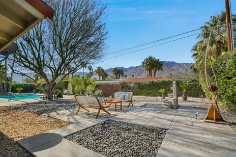 407 N Orchid Tree Ln, Palm Springs, CA 92262