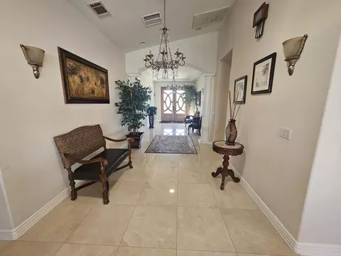Entry Way - 26461 Edgewater Ln, Helendale, CA 92342 photo 2 of 3