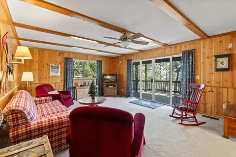 Living - 783 Crown Dr, Lake Arrowhead, CA 92352 photo 5 of 6