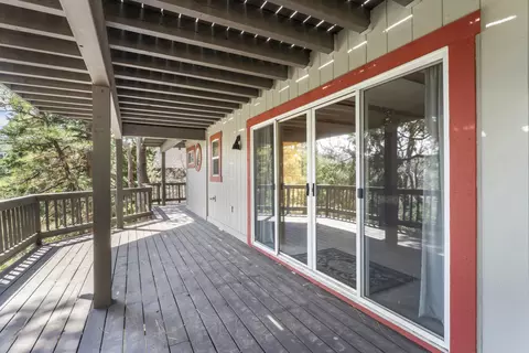 Exterior - 783 Crown Dr, Lake Arrowhead, CA 92352 photo 5 of 10