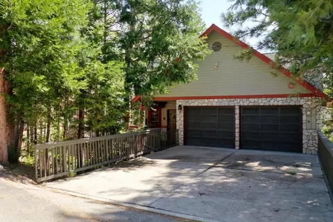 783 Crown Dr, Lake Arrowhead, CA 92352