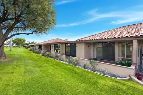Exterior - 44 Majorca Dr, Rancho Mirage, CA 92270 photo 7 of 12