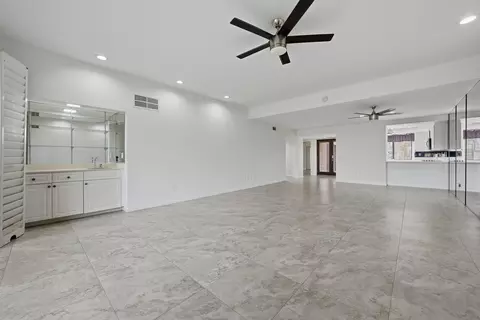 Living - 44 Majorca Dr, Rancho Mirage, CA 92270 photo 2 of 5