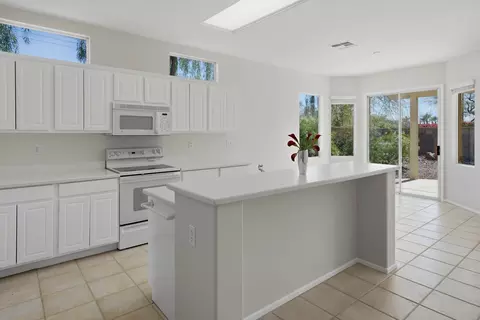 78985 Lavender Cir, Palm Desert, CA 92211