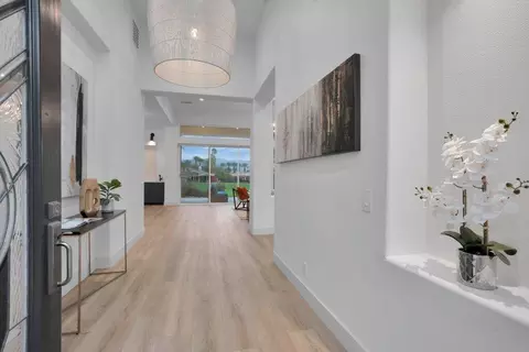 710 Hawk Hill Trl, Palm Desert, CA 92211
