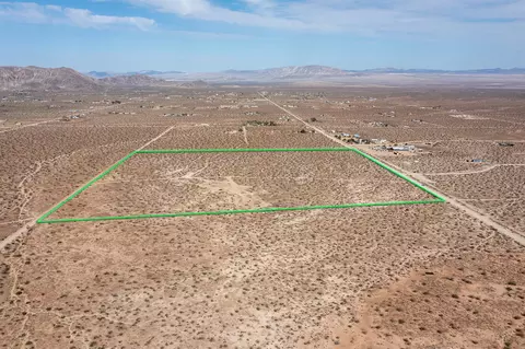 0 Mallow Rd, Landers, CA 92285 photo 2