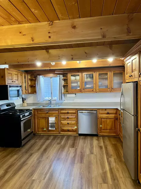 Kitchen - 2084 5th Ln, Big Bear City, CA 92314 photo 1 of 4