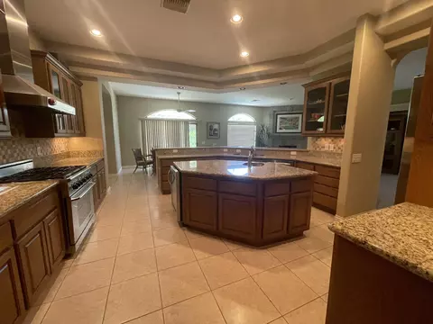 Kitchen - 78690 Darrell Dr, Bermuda Dunes, CA 92203 photo 1 of 3