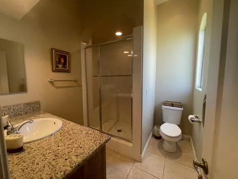 Bath - 78690 Darrell Dr, Bermuda Dunes, CA 92203 photo 5 of 5