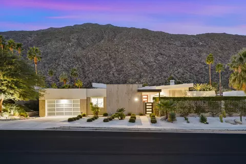 551 Polaris Ct, Palm Springs, CA 92264