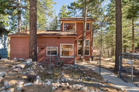 2455 Elko Dr, Arrowbear, CA 92382