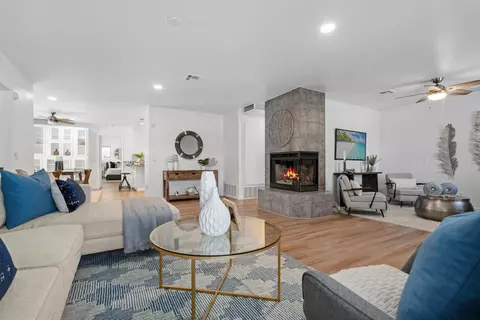 2765 N Cerritos Rd, Palm Springs, CA 92262
