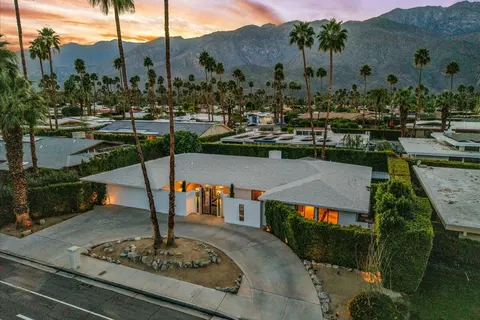 2027 S Toledo Ave, Palm Springs, CA 92264