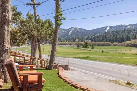 42948 Moonridge Rd, Big Bear Lake, CA 92315