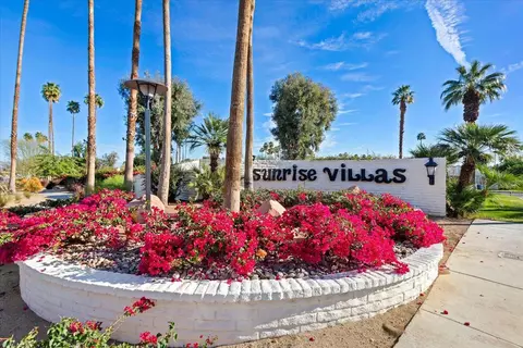 1711 Grand Bahama Dr W, Palm Springs, CA 92264