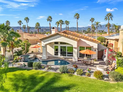 606 Mesa Grande Dr, Palm Desert, CA 92211