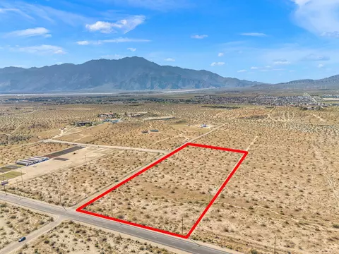 006 Long Canyon Rd, Desert Hot Springs, CA 92240