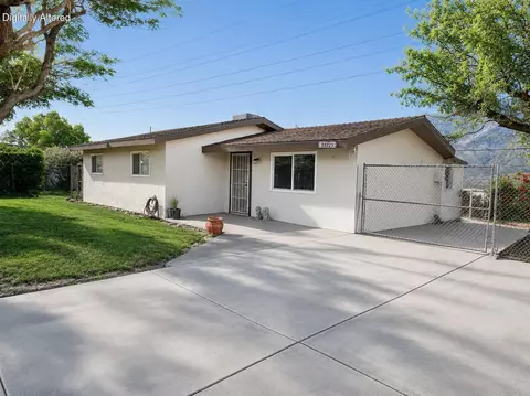 55725 Amethyst Dr, Whitewater, CA 92282