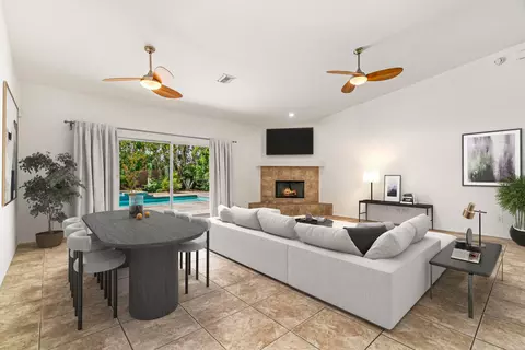 74101 E Academy Ln E, Palm Desert, CA 92211