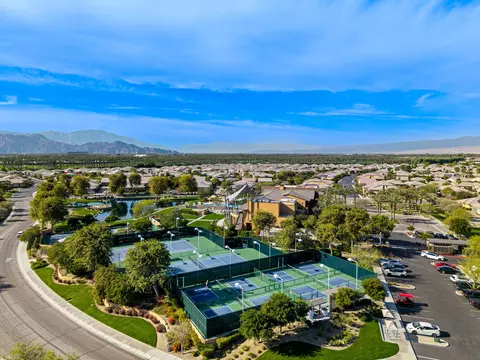 View/Area - 51620 Sidewinder Dr, Indio, CA 92201 photo 6 of 8