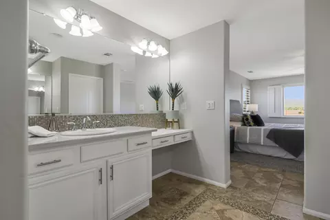 Bath - 37788 Thurne St, Indio, CA 92203 photo 5 of 6