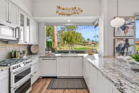 52 Hilton Head Dr, Rancho Mirage, CA 92270