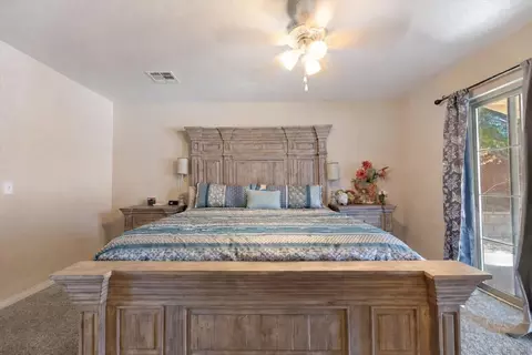 Bedroom - 7562 Inca Trl, Yucca Valley, CA 92284 photo 3 of 4