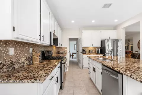 Kitchen - 49438 Douglas St, Indio, CA 92201 photo 2 of 3