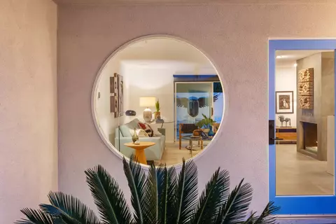 2557 S Broadmoor Dr, Palm Springs, CA 92264
