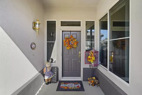 Entry Way - 43682 Old Troon Ct, Indio, CA 92201 photo 1 of 2