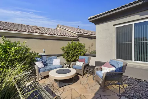 Exterior - 43682 Old Troon Ct, Indio, CA 92201 photo 5 of 15