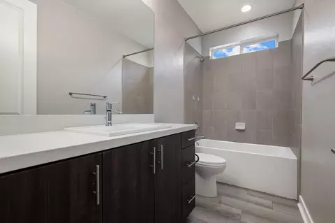 Bath - 80046 Canyon Club Ct, Indio, CA 92201 photo 2 of 2