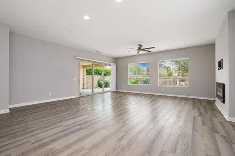 Living - 80046 Canyon Club Ct, Indio, CA 92201 photo 4 of 12