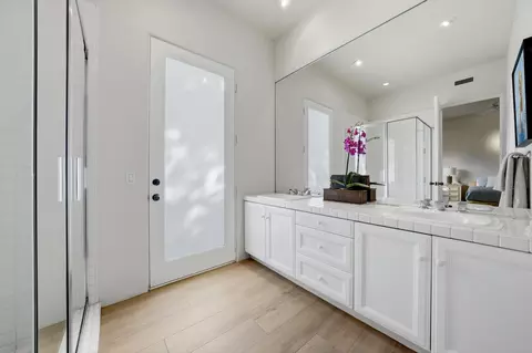 Bath - 79995 Double Eagle Way, La Quinta, CA 92253 photo 5 of 7