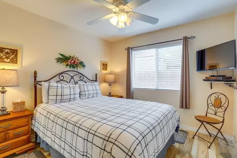 Bedroom - 45100 Coldbrook Ln, La Quinta, CA 92253 photo 7 of 8