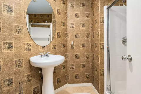 Bath - 41222 Mackenzie Ln, Indio, CA 92203 photo 3 of 3