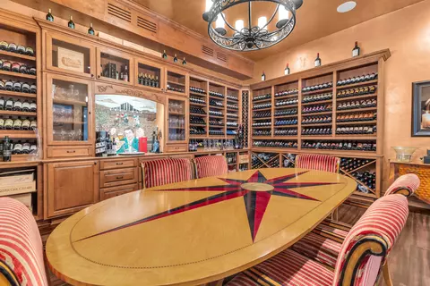 Dining - 39375 San Ignacio Rd, Hemet, CA 92544 photo 4 of 7