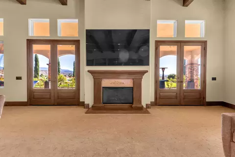 Living - 39375 San Ignacio Rd, Hemet, CA 92544 photo 13 of 18