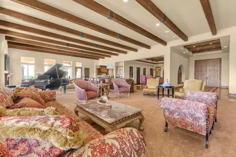 Living - 39375 San Ignacio Rd, Hemet, CA 92544 photo 3 of 18