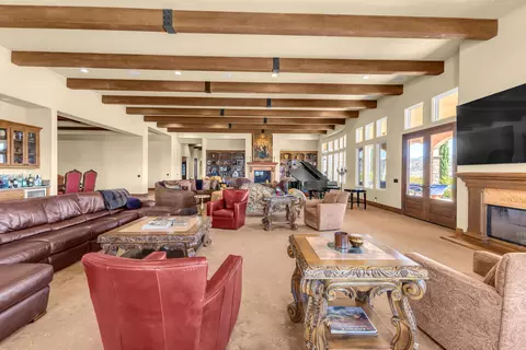 Living - 39375 San Ignacio Rd, Hemet, CA 92544 photo 10 of 18