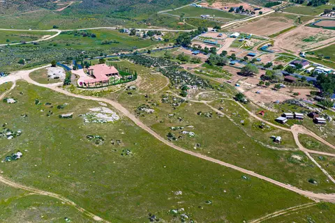 View/Area - 39375 San Ignacio Rd, Hemet, CA 92544 photo 5 of 11
